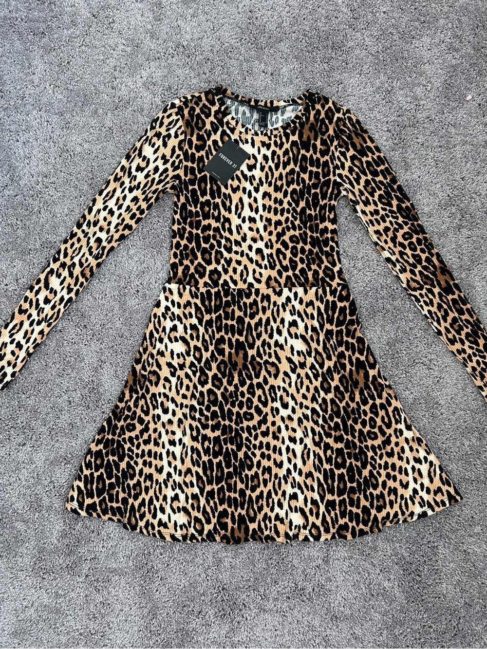 Forever 21 Leopard Print Long Sleeve Dress - Tan & Black